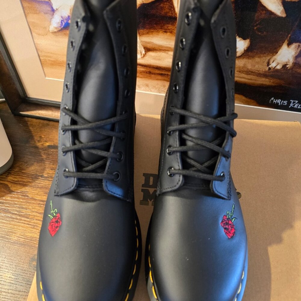 DR MARTENS 1460 VONDA Floral Leather Boots 24722001 BLACK Men's Size 10 NEW - Picture 6 of 15